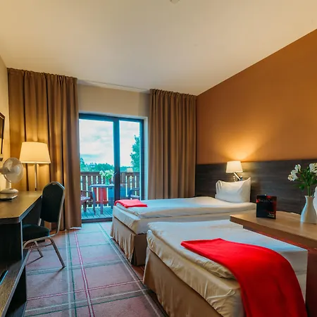 & Jora Wielka Ξενοδοχείο