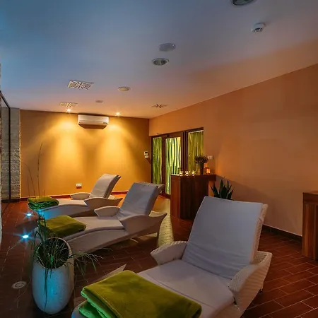 Mikolajki Resort Hotel & Spa Jora Wielka 3*